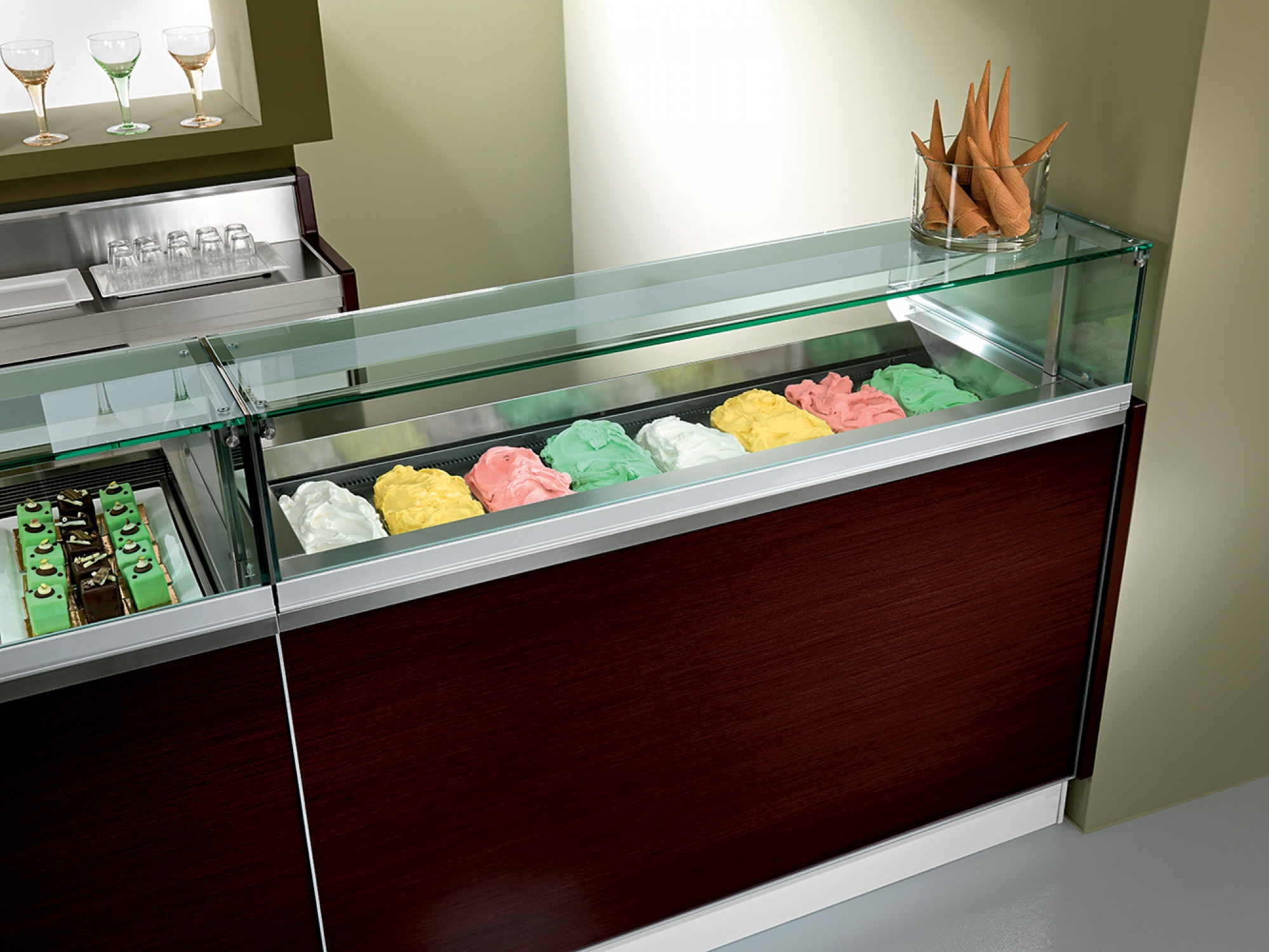IFI Eisvitrine SNACK - FOOD GELATO 100 Steckerfertig (230V) Nettopreis auf Anfrag